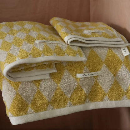 Retro Diamond Towel